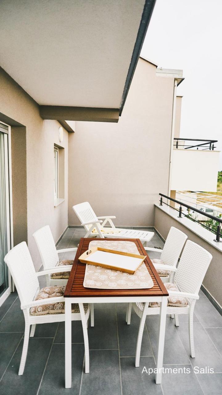 Salis Apartments Vrsi Exterior foto